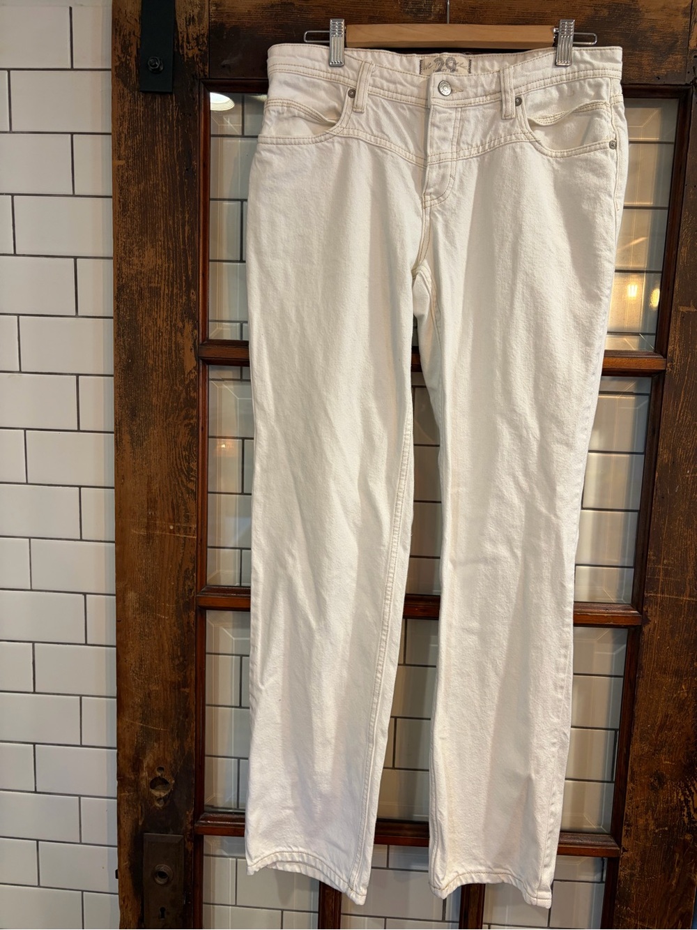 Free people Classic Women's White Jeans - Clean Straight Fit EUC
